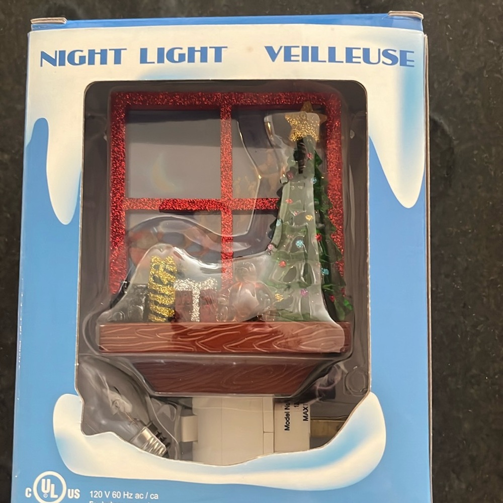 Christmas nightlight plug in